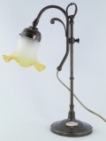 Lampada da tavolo saliscendi sc8